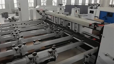Troqueladora automática de cama plana